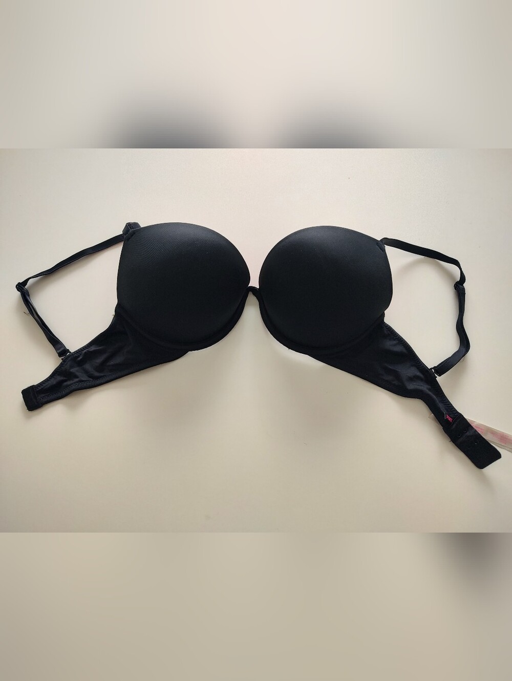 PINK Victoria's Secret Super Push-Up Black Bra Size 32D